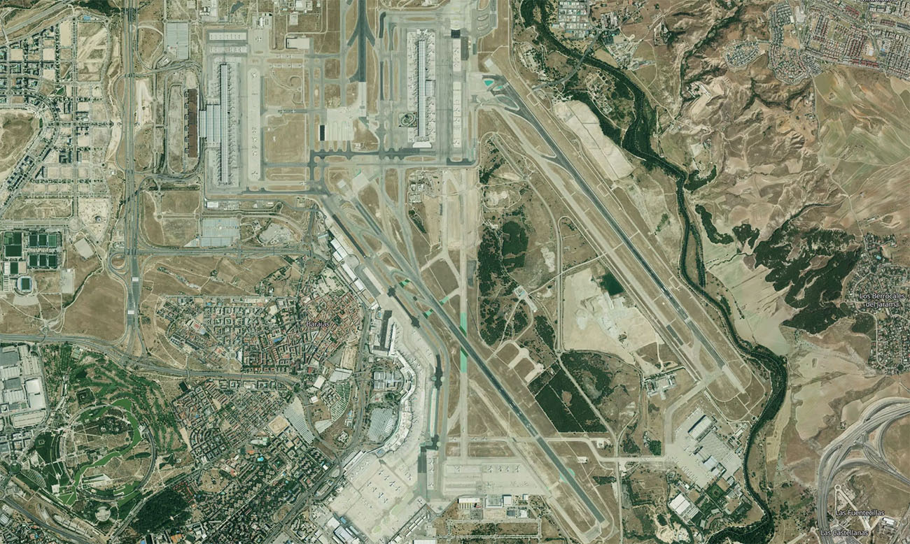 巴拉哈斯機場機場衛星視圖 - MAD航空地圖和航廈總覽