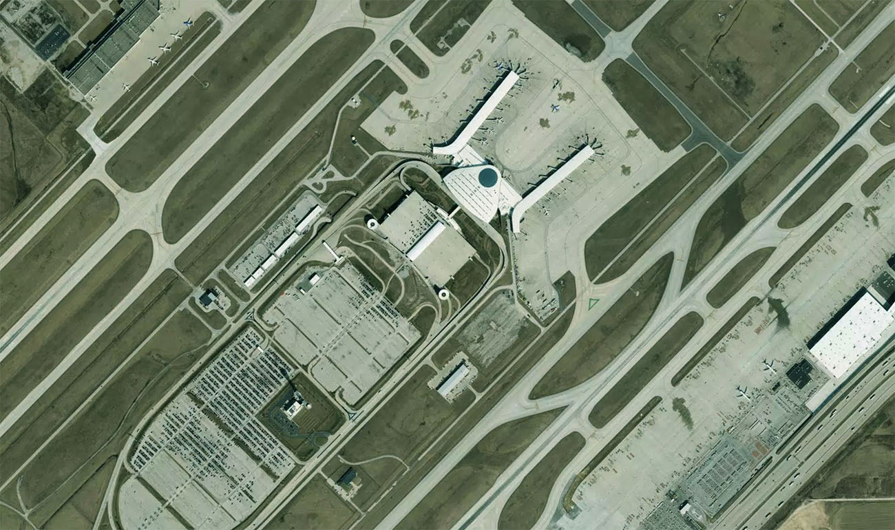 印第安纳波利斯国际机场机场卫星视图 - IND航空地图和候机楼概览