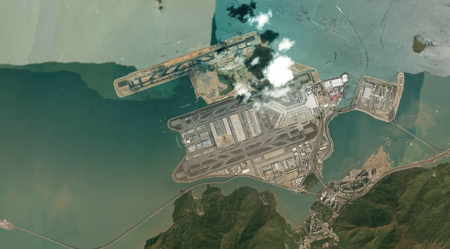 香港国际机场机场卫星视图 - HKG航空地图和候机楼概览