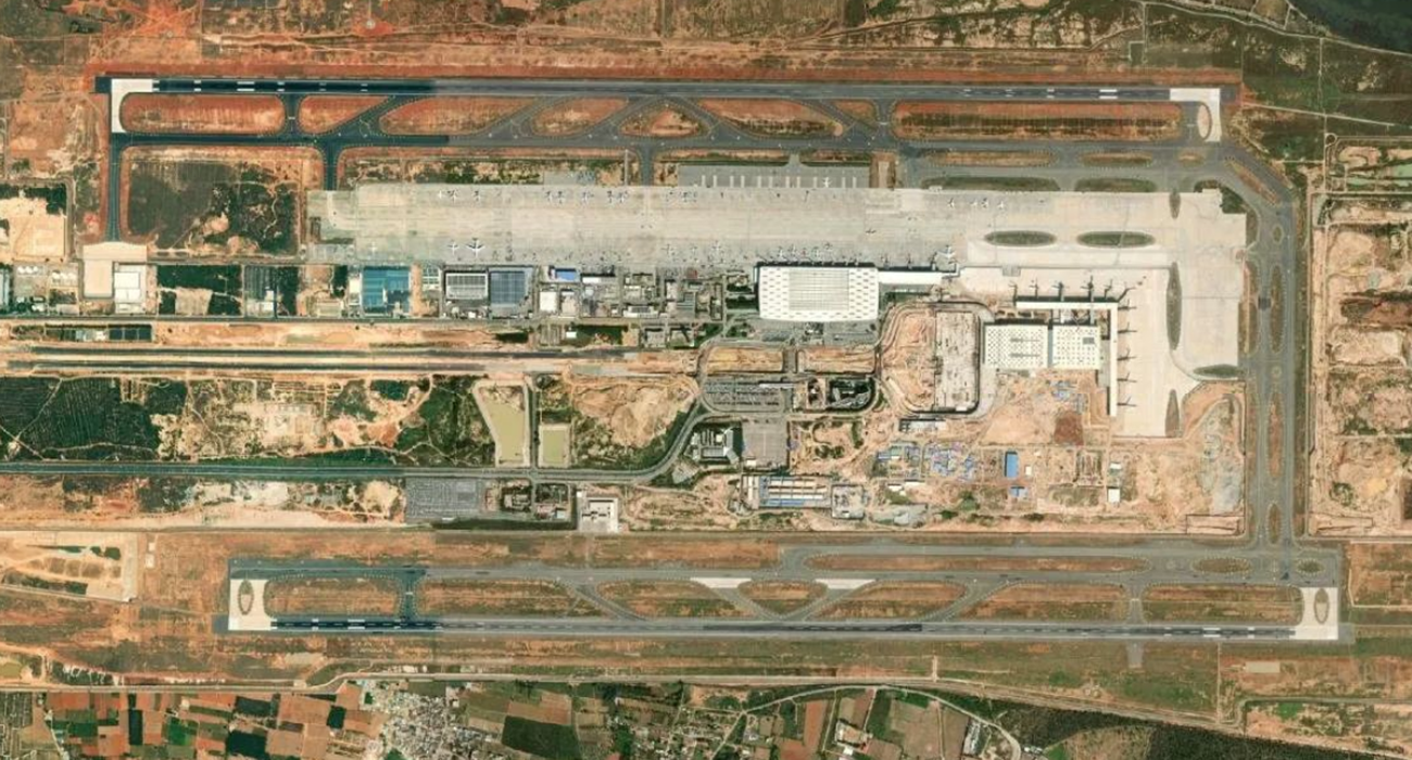 肯佩戈达国际机场机场卫星视图 - BLR航空地图和候机楼概览