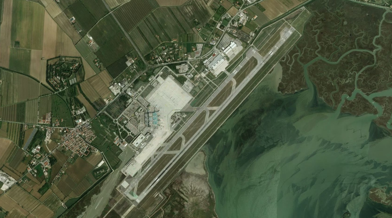 威尼斯马可波罗机场机场卫星视图 - VCE航空地图和候机楼概览