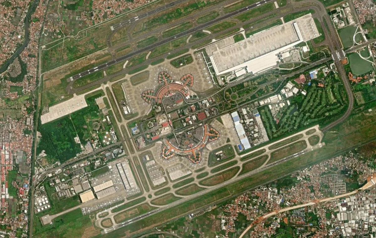 苏加诺-哈达国际机场机场卫星视图 - CGK航空地图和候机楼概览