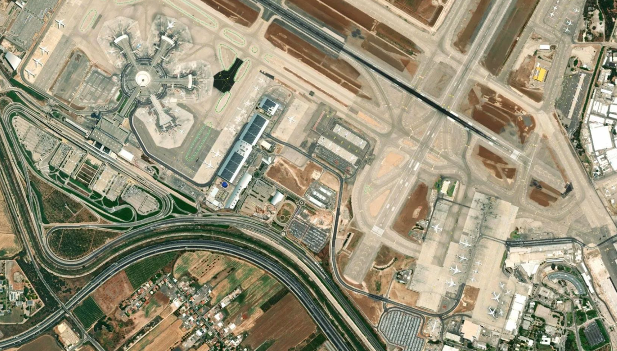 本古里安国际机场机场卫星视图 - TLV航空地图和候机楼概览