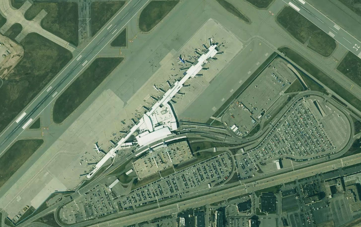 布法罗尼亚加拉国际机场机场卫星视图 - BUF航空地图和候机楼概览